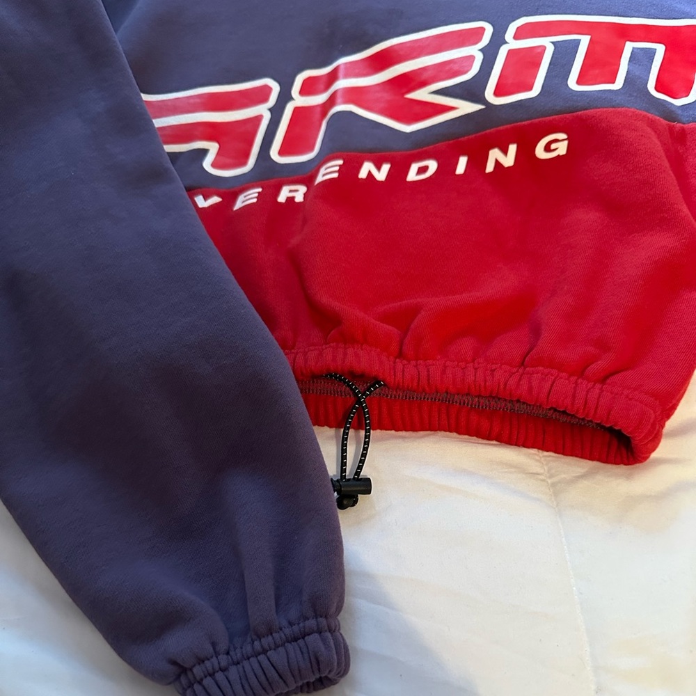 Sweater Size S - Picture 3 of 5